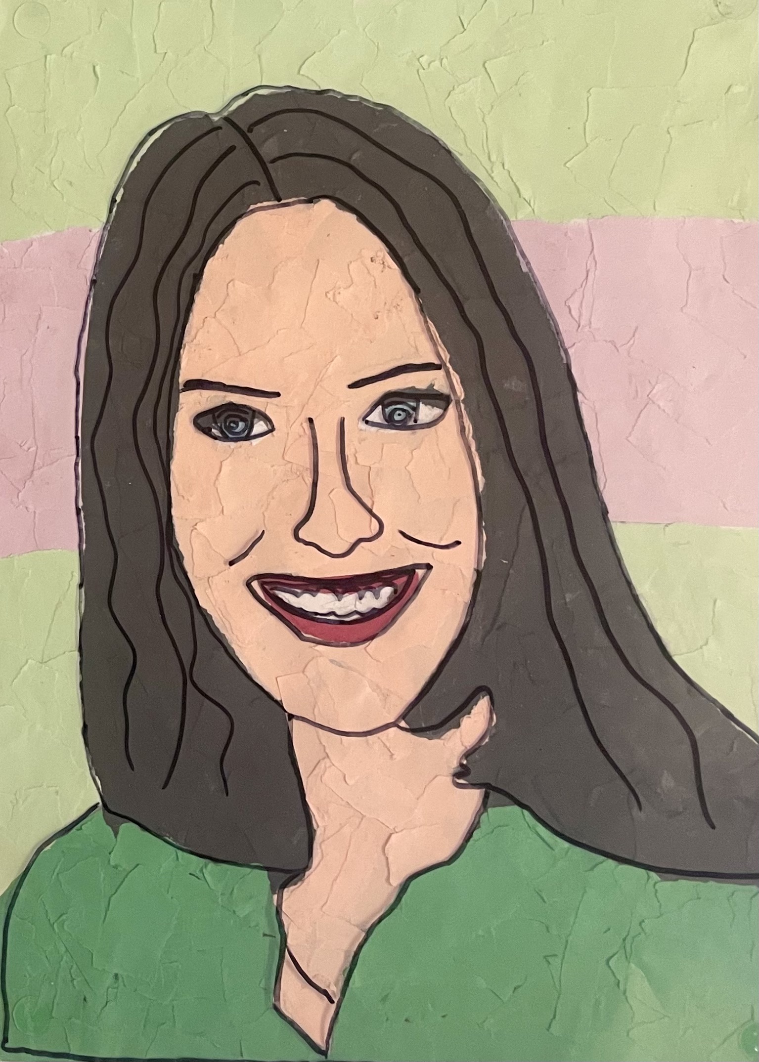 Zu sehen ist ein buntes Portrait der Lehrkraft, Frau Hadzipetrou. Das Gesicht und der Hintergrund sind aus farbigen Papierschnipseln zusammengesetzt - Collagentechnik. Darüber liegt eine durchsichtige Folie mit gezeichneten schwarzen Linien, die die Gesichtskonturen betonen.